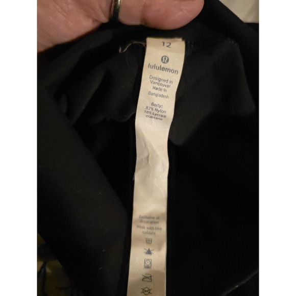 Lululemon Long Exercise Pants  Size 12. Up To Date , Fashion,Cottagecore,... - Picture 4 of 5